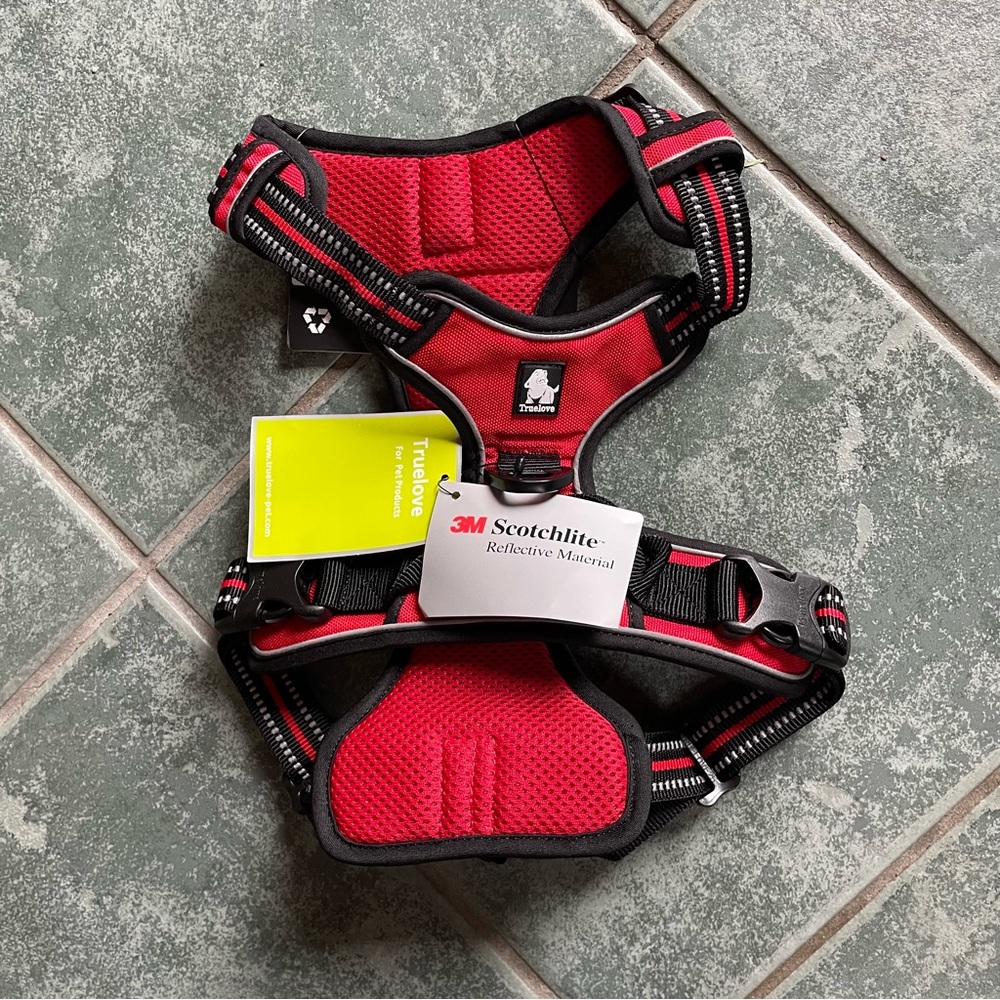 NWT Truelove outdoor dog harness